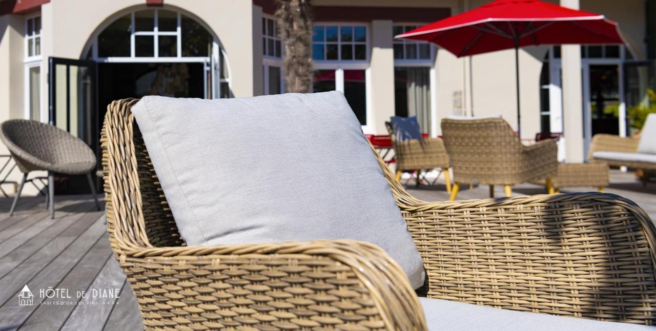 Hotel De Diane Sables-dʼOr-les-Pins Exteriör bild