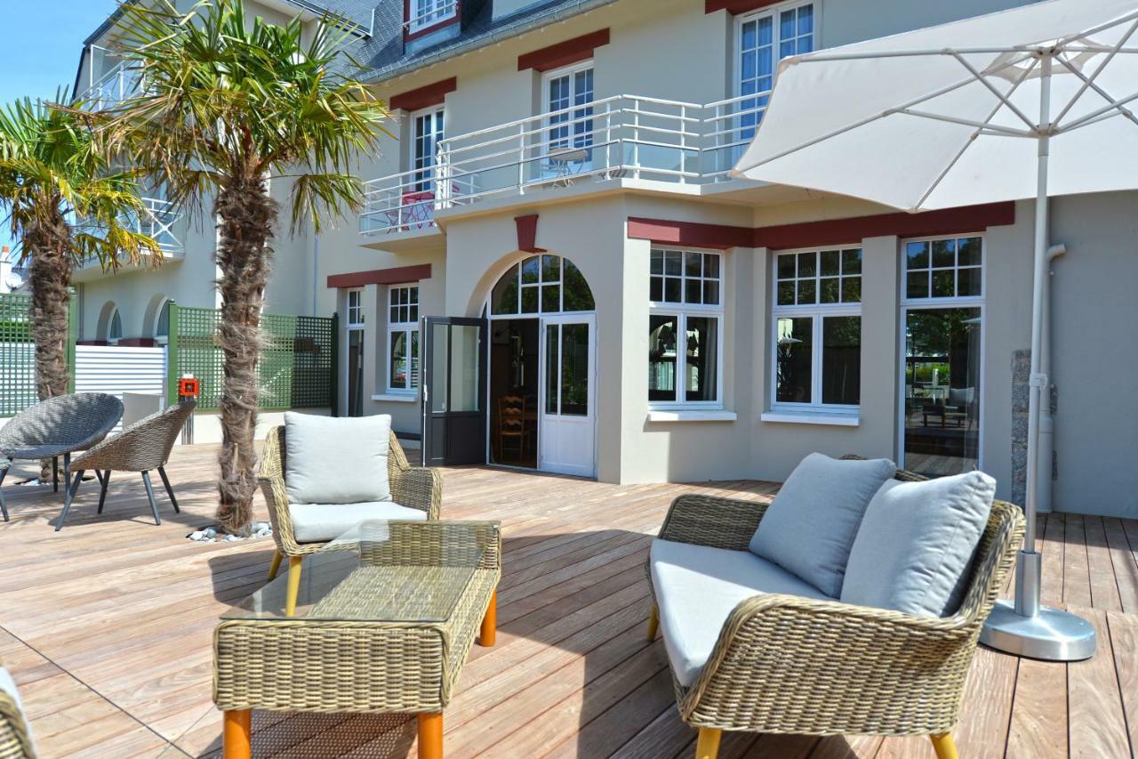 Hotel De Diane Sables-dʼOr-les-Pins Exteriör bild